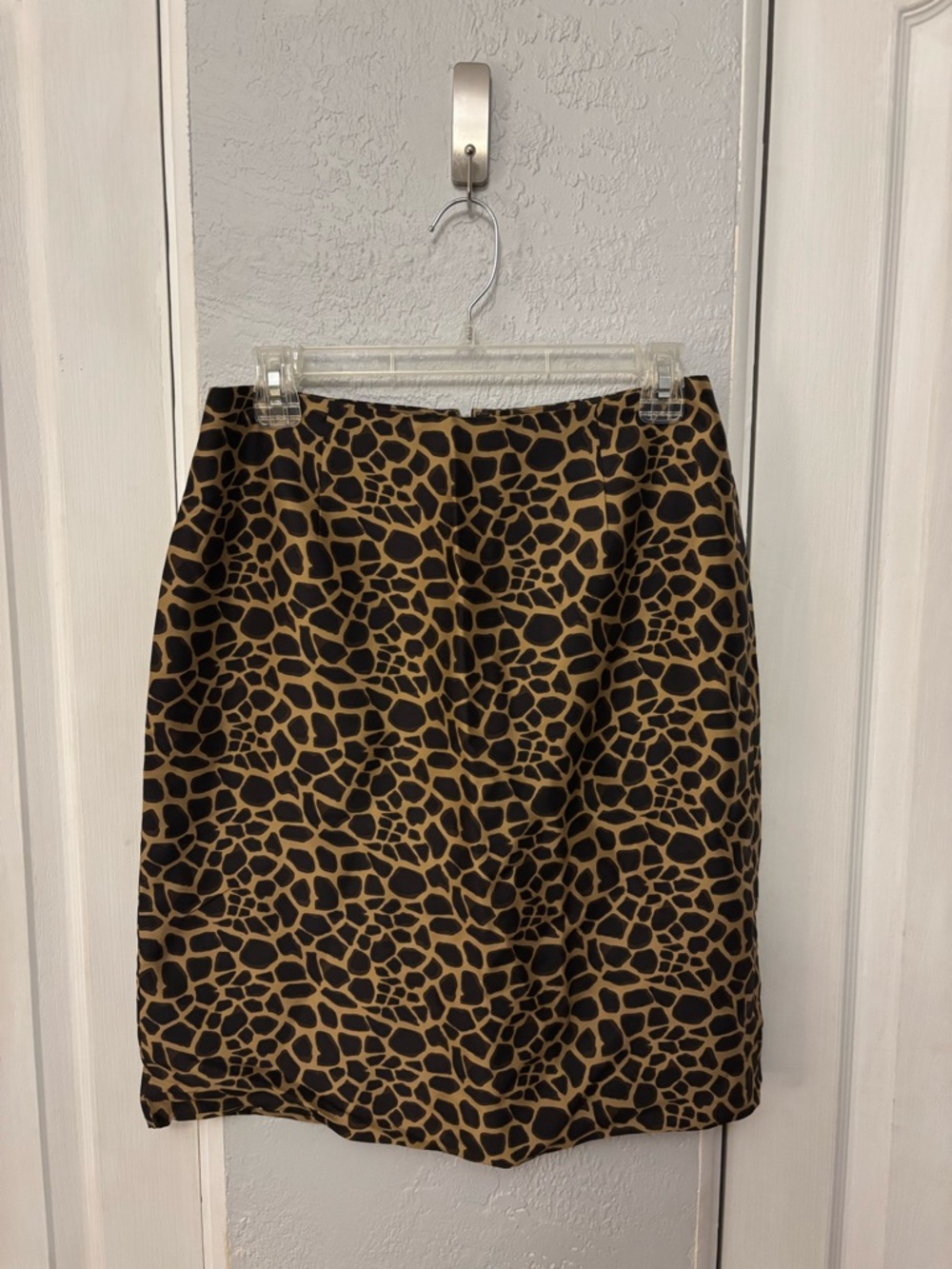 Vintage Ann Taylor 90s Minimalist 100% Silk Animal Giraffe Print Skirt Size 6